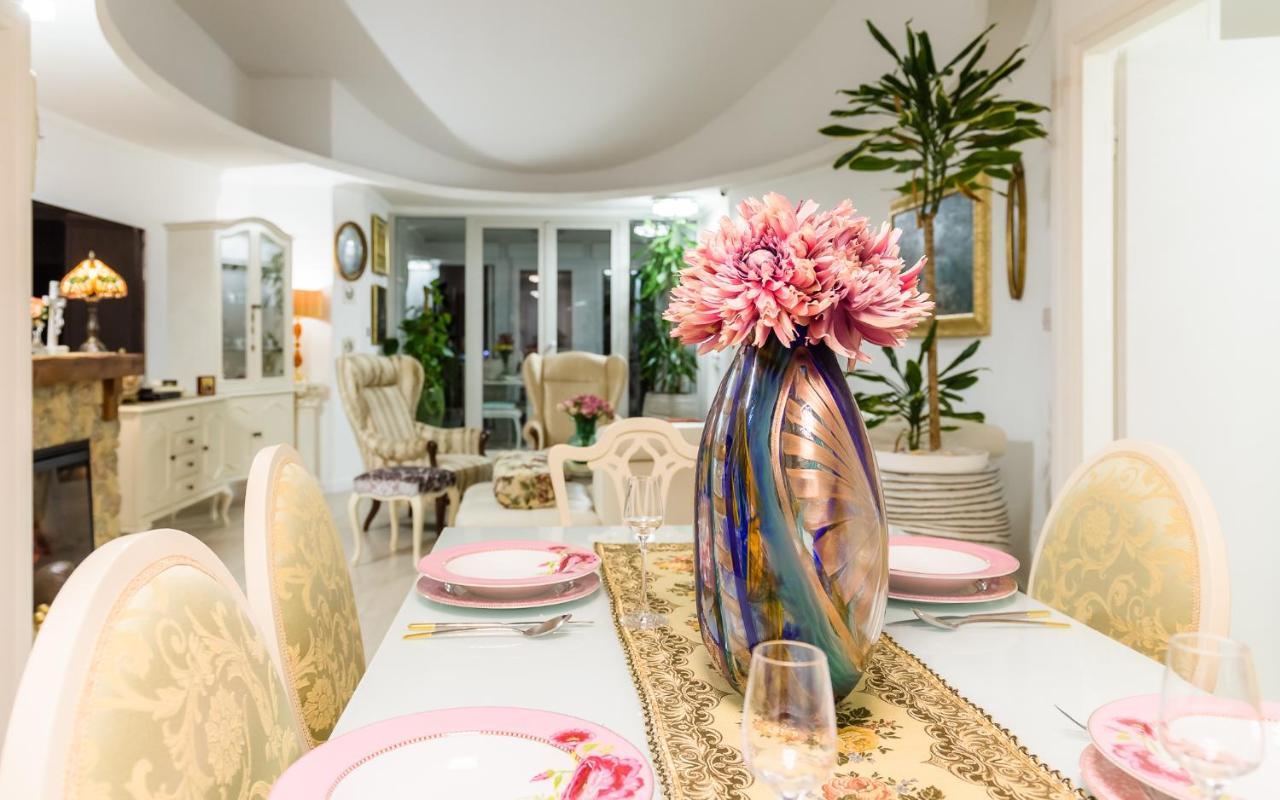 Luxury Apartment Sara Umago Esterno foto